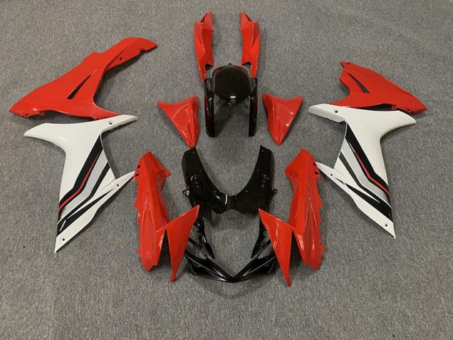 Stile Rosso & Bianco Lucido 2011-2024 GSXR 600-750 Carena Moto Stile Rosso & Bianco Lucido 2011-2024 GSXR 600-750 Carena Moto